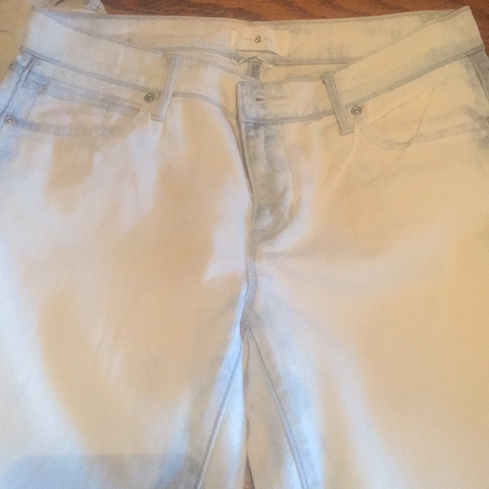Lou & Gray Acid washed jeans..almost white